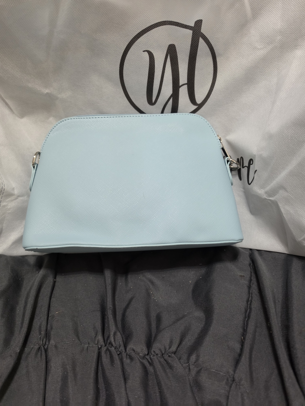 Light Blue 3-Piece Tote and Pouches Set - Picture 9 of 16